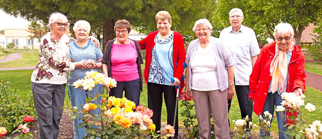 seniors-dans-parc-residence-seniors