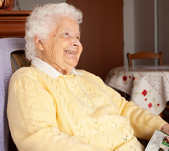 residence-senior-logement-femme-agee