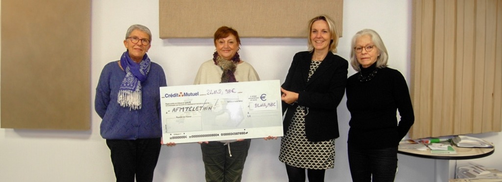 telethon_remise_cheque_en_faveur_telethon